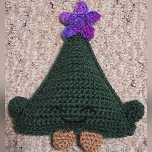 Crocheted Green Tree Cuddle Buddy with Purple Star